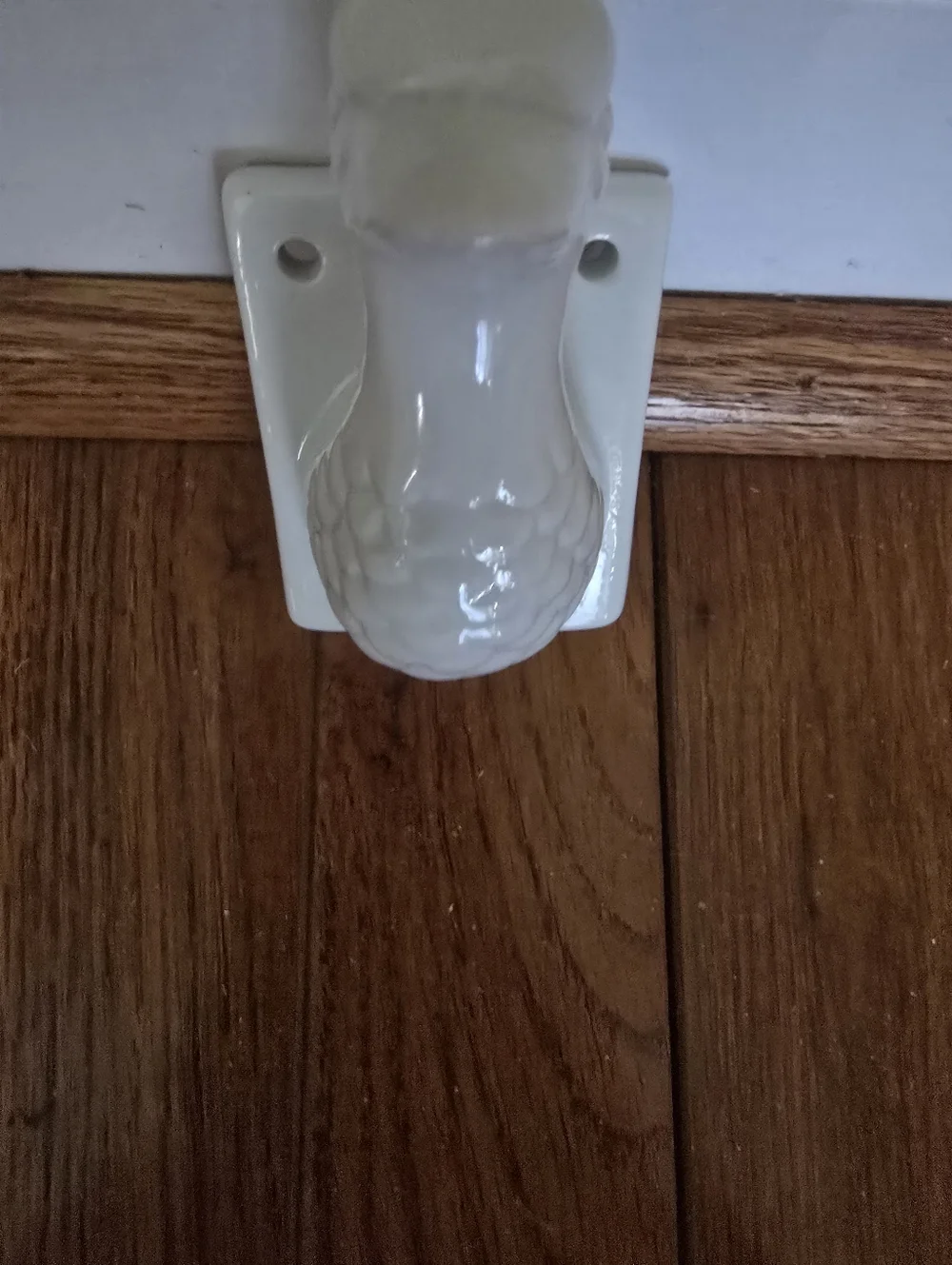 Vintage Duck/goose Ceramic Apron Towel Ring Holder